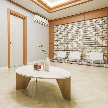 Eco Hotel Mokpo Extérieur photo