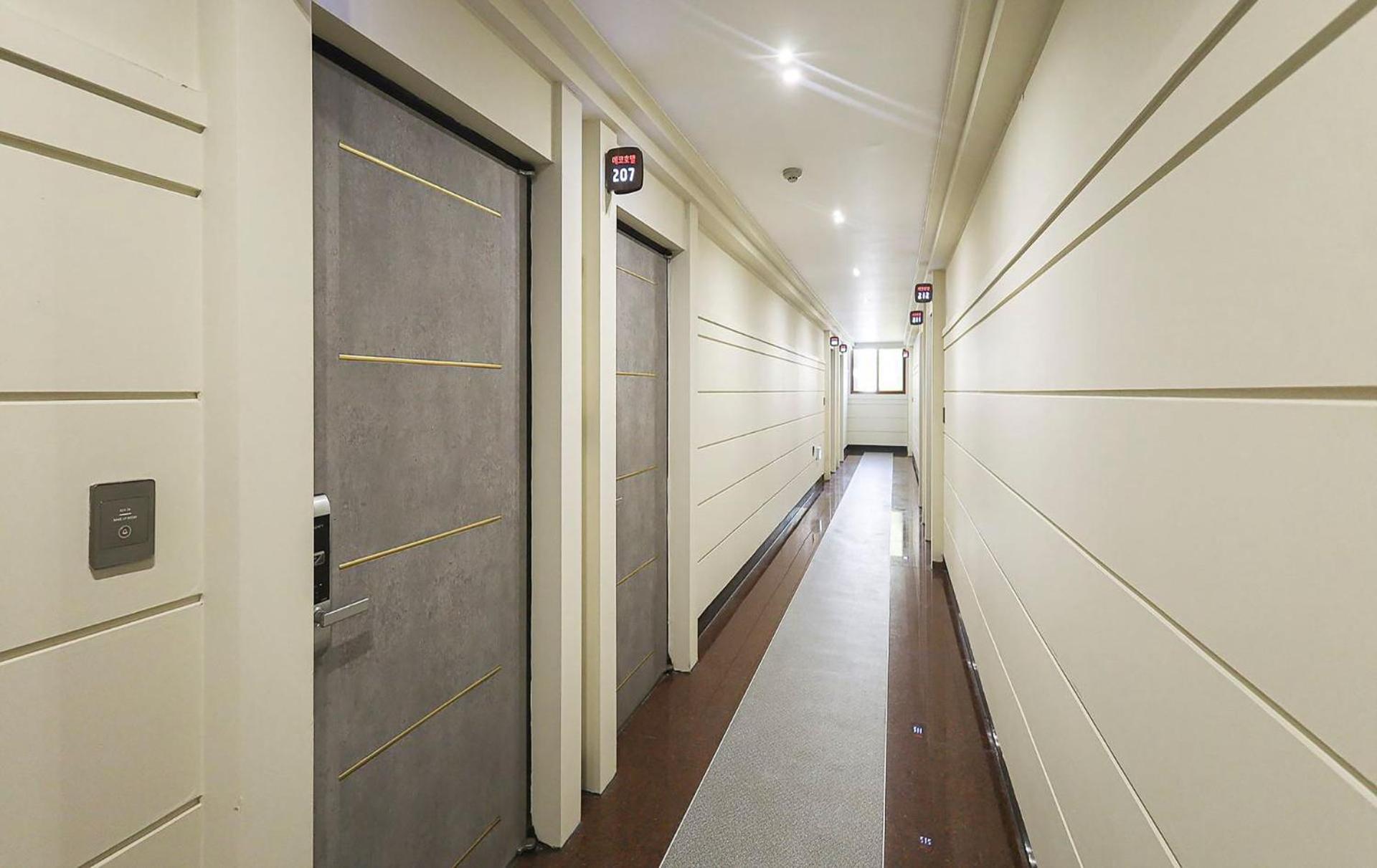 Eco Hotel Mokpo Extérieur photo