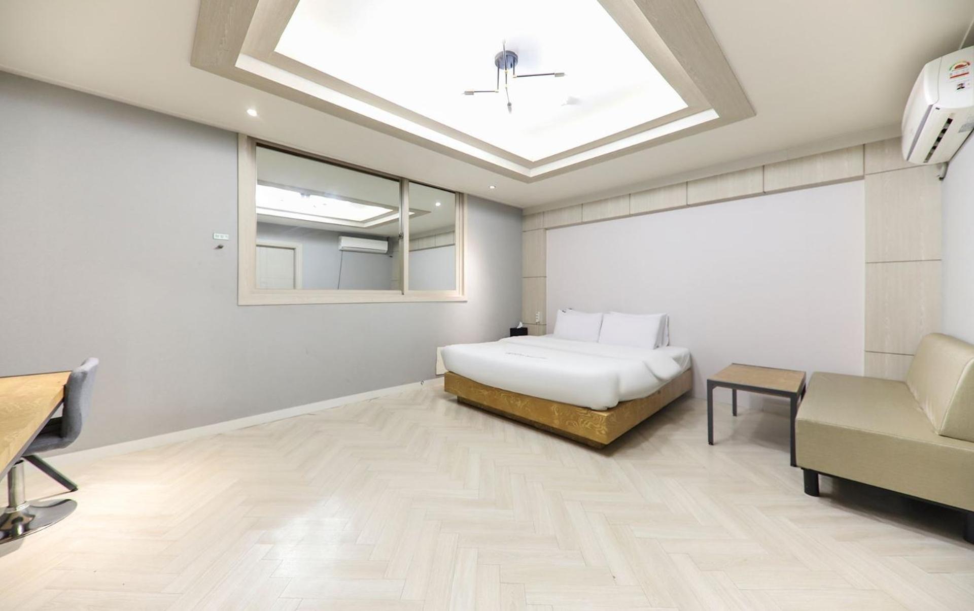 Eco Hotel Mokpo Extérieur photo