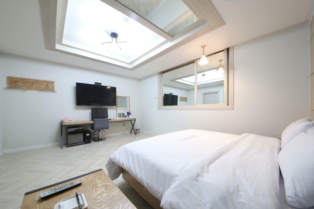 Eco Hotel Mokpo Extérieur photo