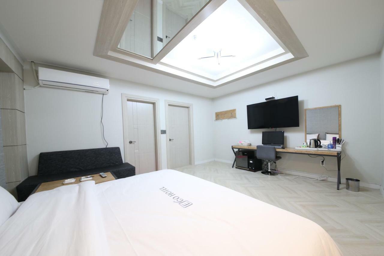 Eco Hotel Mokpo Extérieur photo