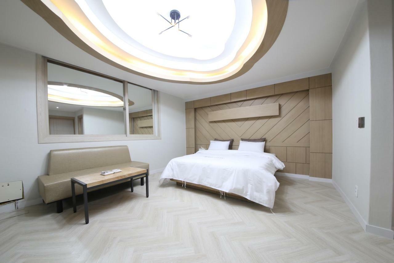 Eco Hotel Mokpo Extérieur photo